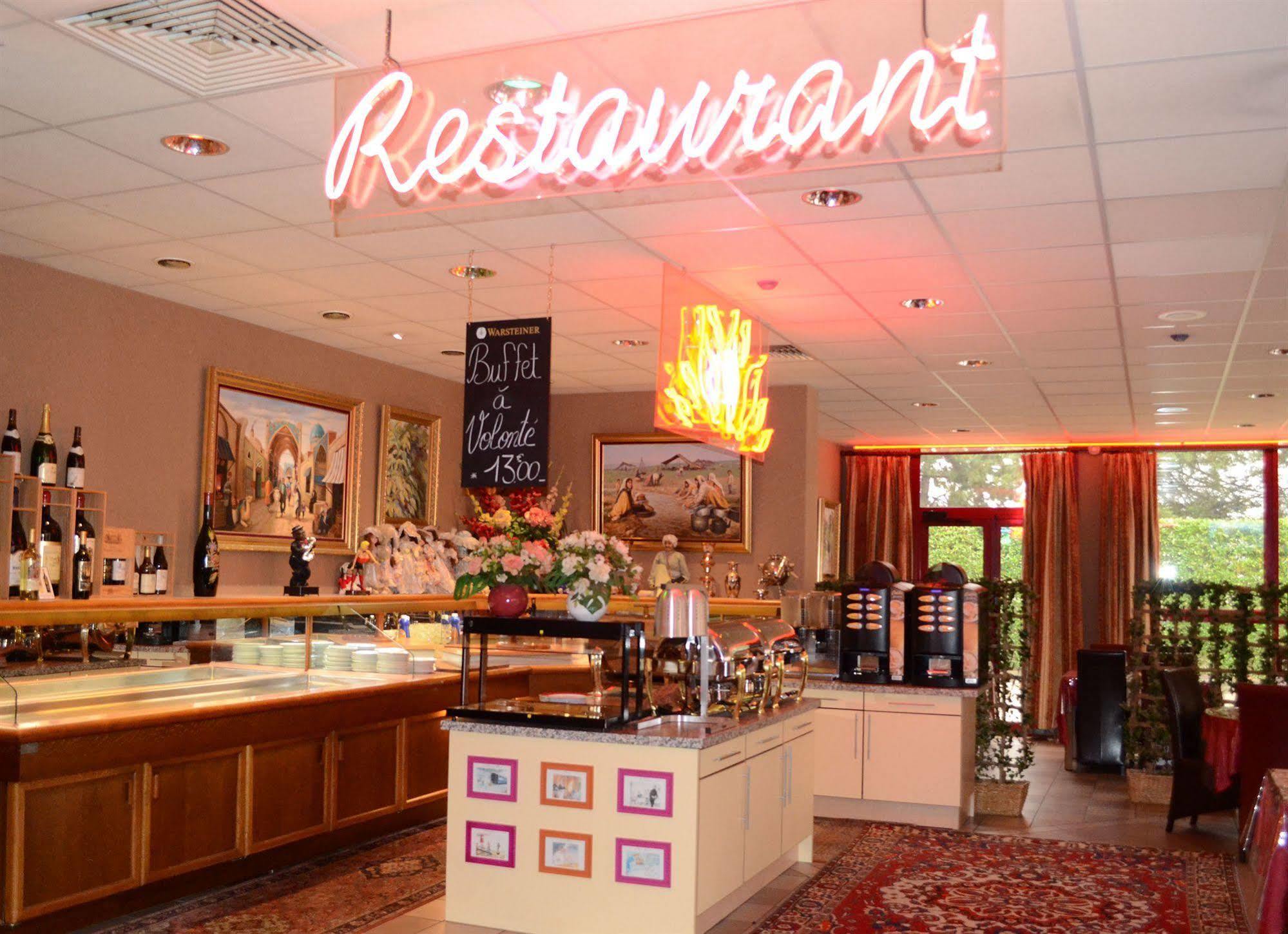 Hotel Siatel Besancon Chateaufarine Экстерьер фото