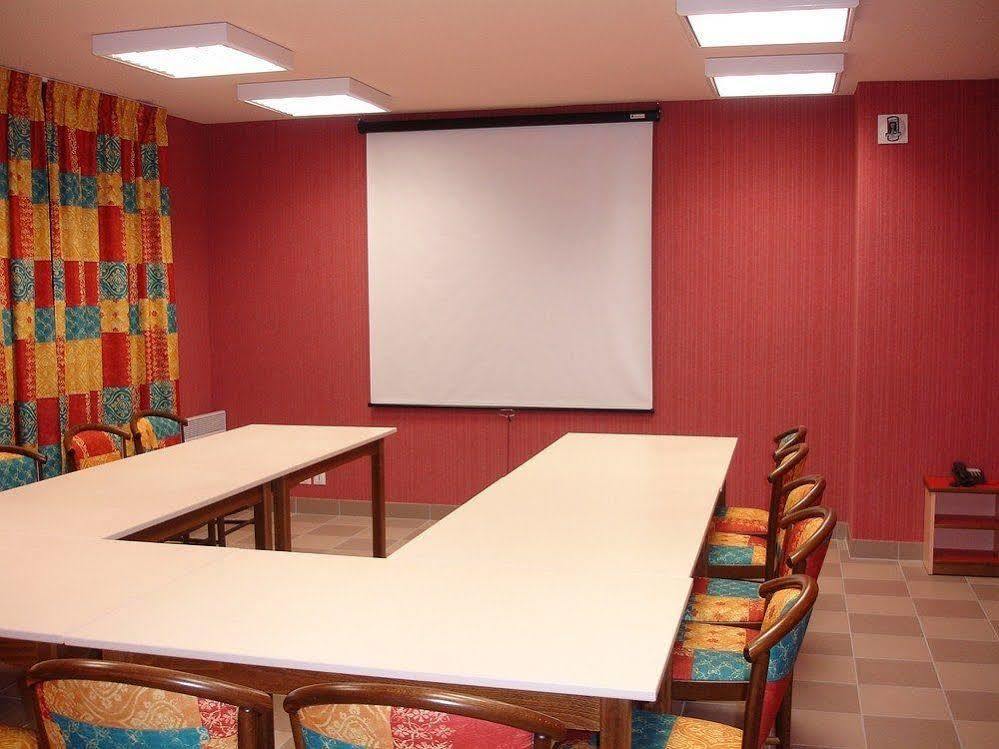 Hotel Siatel Besancon Chateaufarine Экстерьер фото